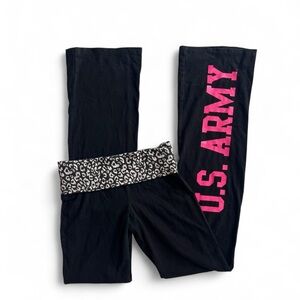2000s Victoria’s Secret Pink foldover US Army yoga pants